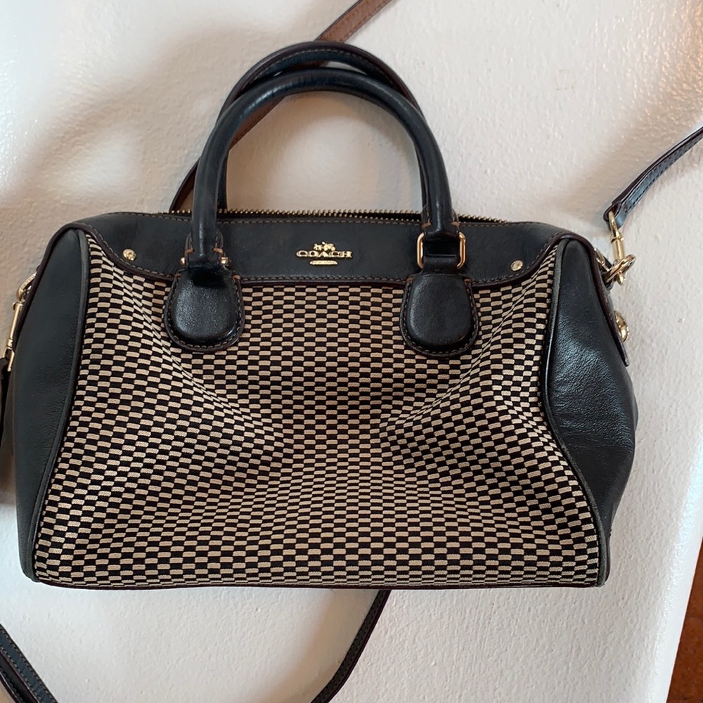 Coach Purse with classy print!